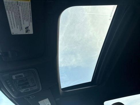 Certified 2021 GMC Sierra 1500 SLT w/ SLT Premium Plus Package image 16