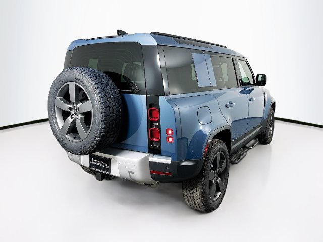 New 2025 Land Rover Defender 110 S AWD/4WD image 5