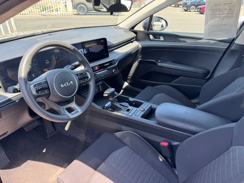 Used 2025 Kia K5 LXS FWD image 11