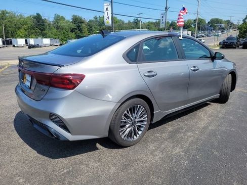 Certified 2023 Kia Forte GT-Line FWD image 5