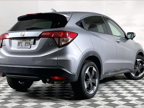 Used 2018 Honda HR-V EX image 10