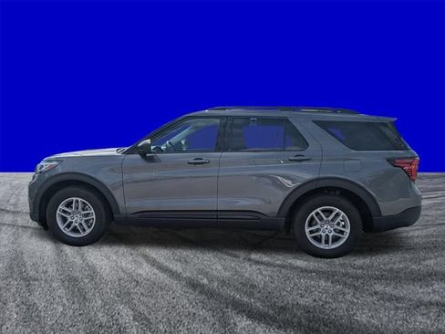 Certified 2026 Ford Explorer Active w/ Active Comfort Package RWD image 7