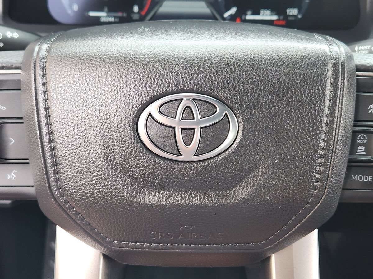 Used 2024 Toyota Tacoma TRD Sport AWD/4WD image 49
