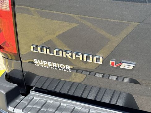 Used 2019 Chevrolet Colorado Z71 AWD/4WD image 5