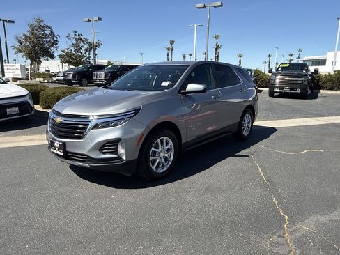 Used 2024 Chevrolet Equinox LT image 40
