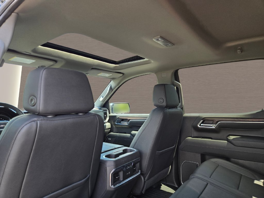 Used 2024 GMC Sierra 1500 SLT AWD/4WD image 14