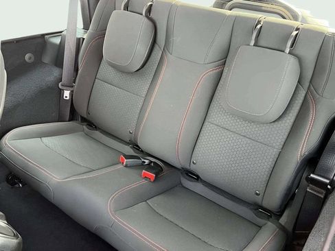 Used 2018 Jeep Wrangler Rubicon image 18