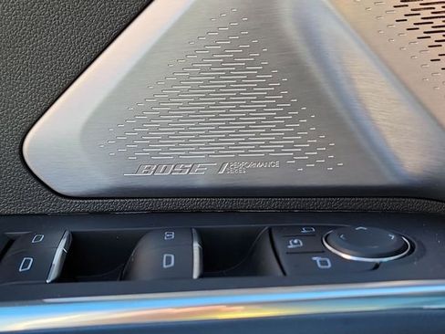 Used 2025 GMC Acadia Denali w/ Super Cruise Package image 22