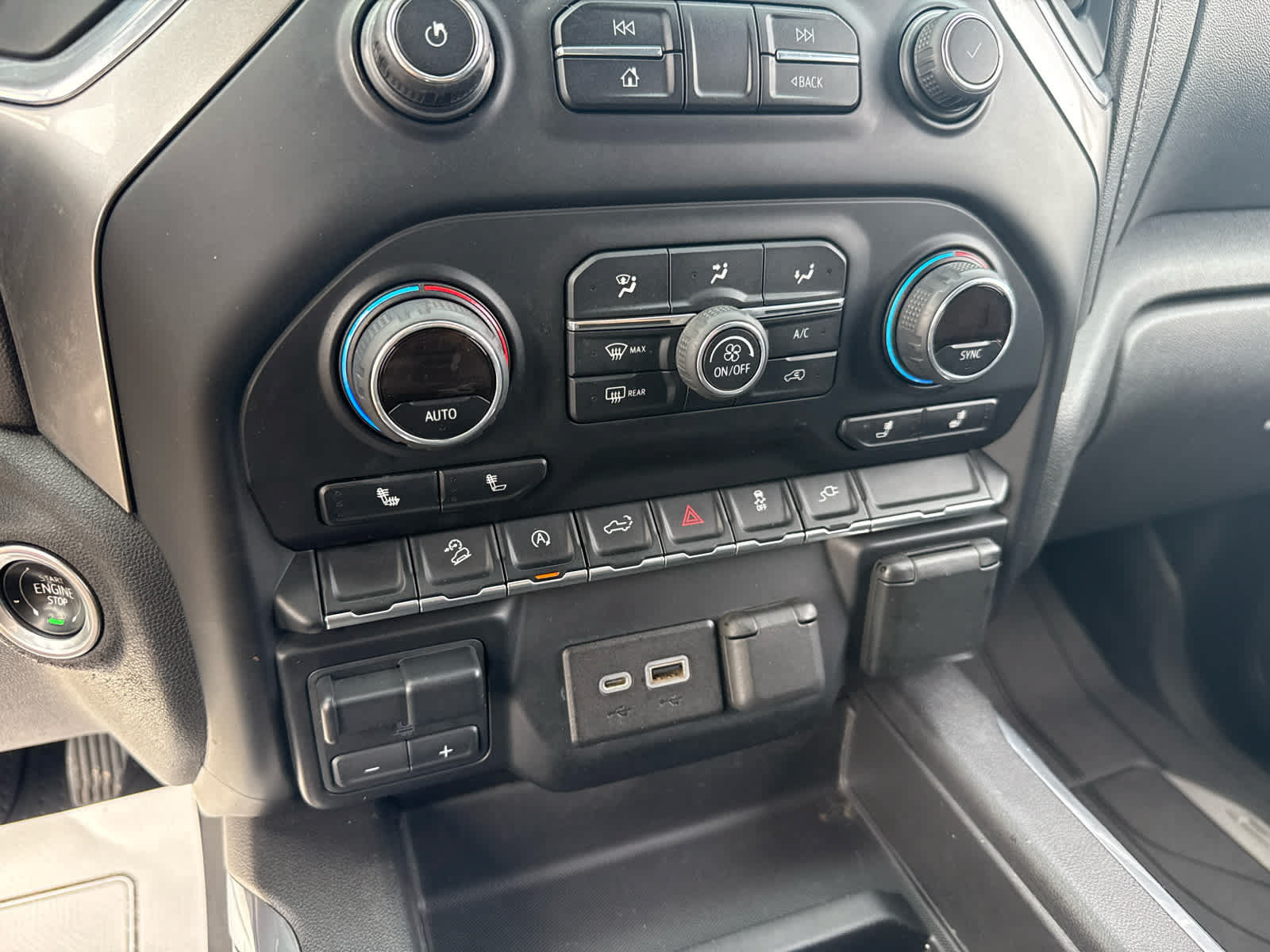 Certified 2019 Chevrolet Silverado 1500 RST AWD/4WD image 19