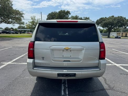 Used 2015 Chevrolet Suburban LTZ AWD/4WD image 7