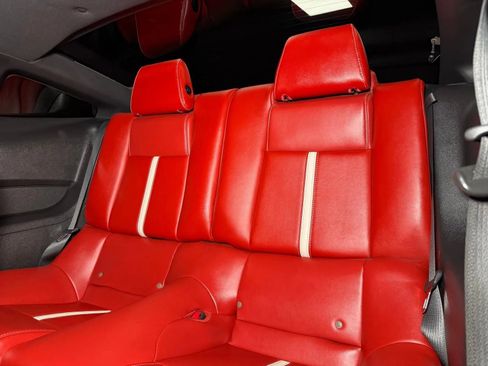 Used 2011 Ford Mustang GT RWD image 14