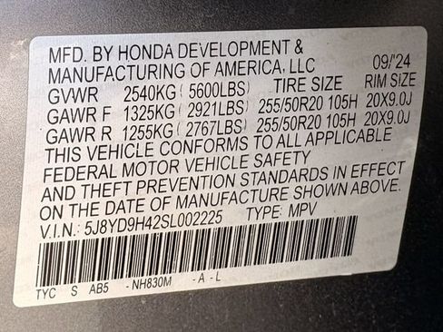 Certified 2025 Acura MDX FWD w/ Technology Package image 33
