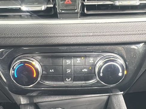 Used 2025 Chevrolet TrailBlazer LT image 26