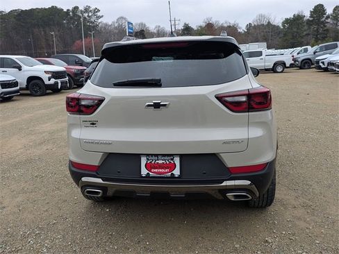 New 2026 Chevrolet TrailBlazer ACTIV w/ Convenience Package image 3