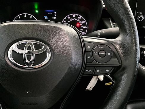 Used 2024 Toyota Corolla LE FWD image 21