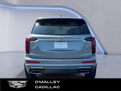 Certified 2024 Cadillac XT6 Premium Luxury w/ Technology Package AWD/4WD image 4