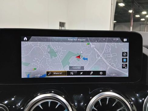 Used 2023 Mercedes-Benz GLA 250 4MATIC image 22