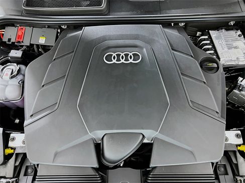 New 2026 Audi Q8 Prestige image 30