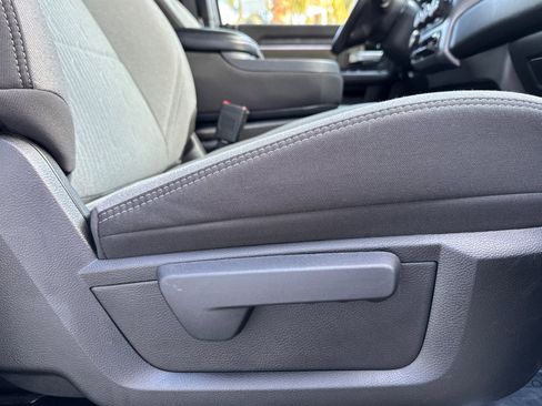 Used 2024 RAM 2500 Big Horn w/ Bed Utility Group image 23