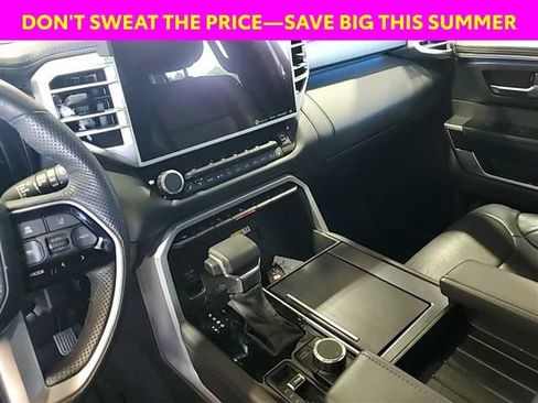 Used 2024 Toyota Sequoia Platinum AWD/4WD image 10