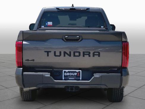 Used 2022 Toyota Tundra SR5 AWD/4WD image 5