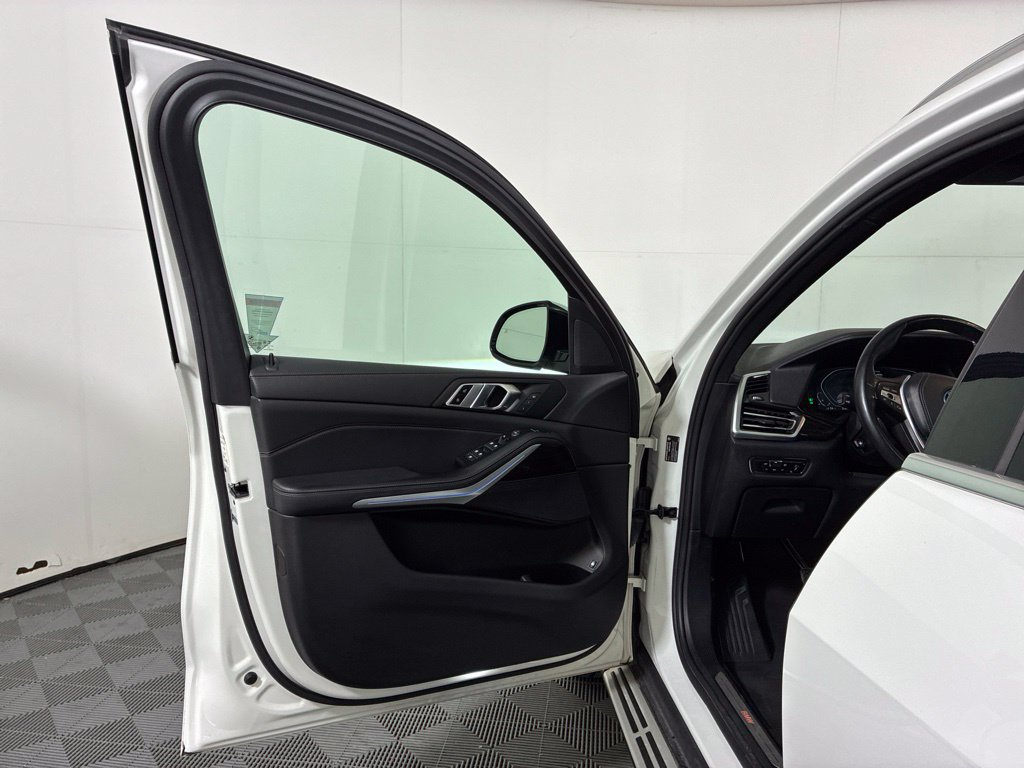 Used 2023 BMW X5 xDrive45e AWD/4WD image 24
