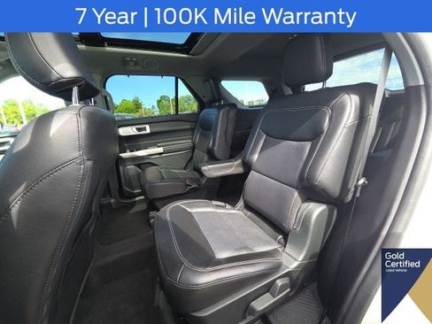Used 2022 Ford Explorer Limited w/ Limited Technology Package AWD/4WD image 19
