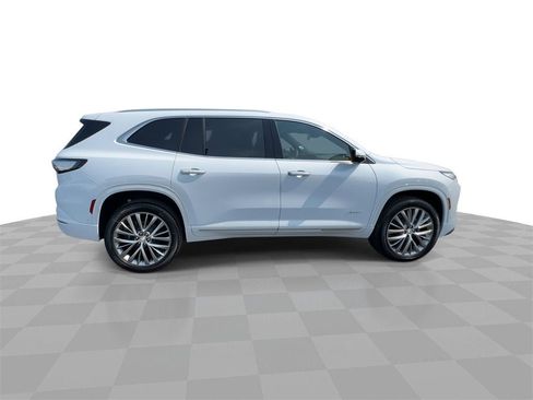 New 2026 Buick Enclave Avenir w/ Super Cruise Package image 8