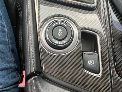 Used 2019 Chevrolet Corvette Stingray Coupe w/ 1LT image 3