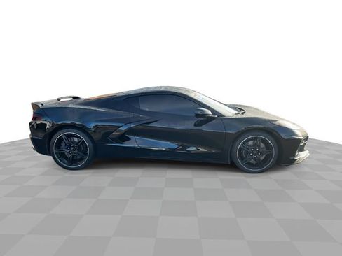 Used 2022 Chevrolet Corvette Stingray Preferred Cpe w/ Z51 Performance Package image 9