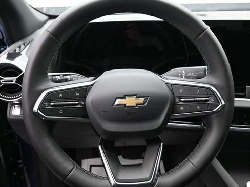 New 2026 Chevrolet Equinox LT FWD image 39
