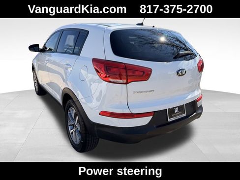 Used 2015 Kia Sportage LX image 2