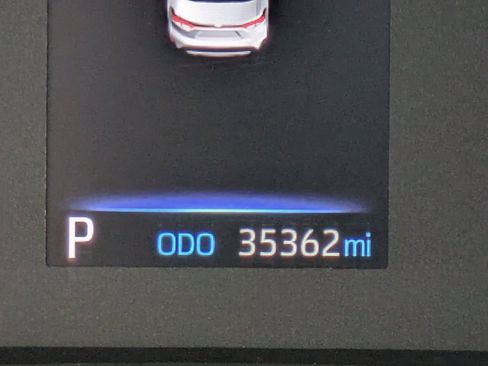 Used 2024 Toyota Corolla LE image 25