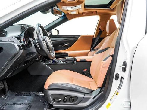 Used 2022 Lexus ES 350 w/ Accessory Package FWD image 16
