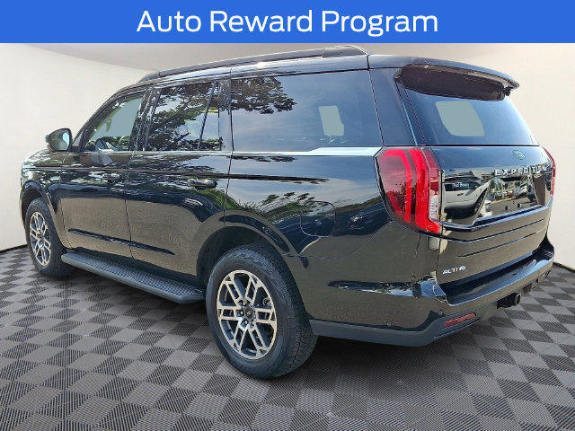 Certified 2025 Ford Expedition Active AWD/4WD image 4