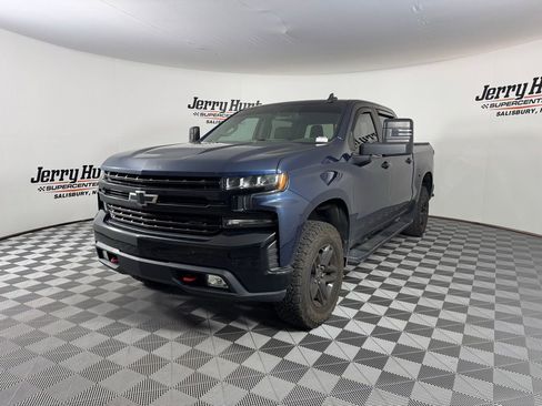 Used 2020 Chevrolet Silverado 1500 LT Trail Boss image 1