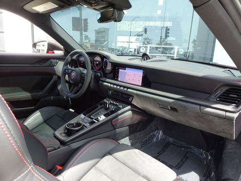 Used 2024 Porsche 911 Carrera GTS w/ Premium Package image 19