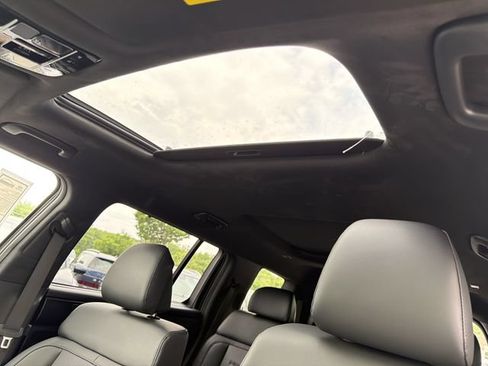 New 2026 Hyundai Santa Fe Calligraphy FWD image 32