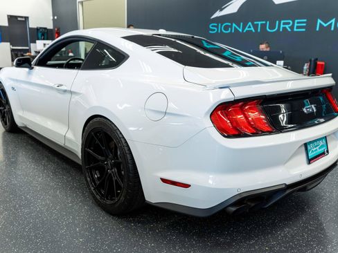 Used 2018 Ford Mustang GT Premium RWD image 7