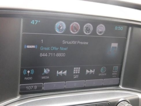 Used 2018 Chevrolet Silverado 1500 LT w/ All Star Edition image 28