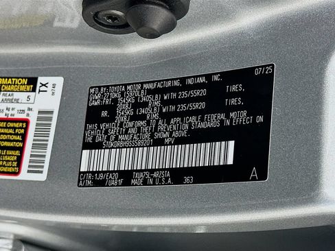 Certified 2025 Toyota Highlander XSE AWD/4WD image 34