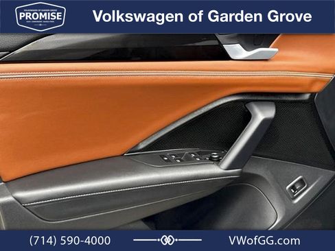 New 2026 Volkswagen Tiguan SEL R-Line AWD/4WD image 10