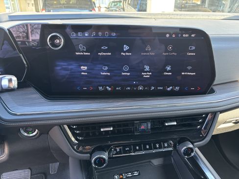 Used 2025 Chevrolet Tahoe Premier image 13