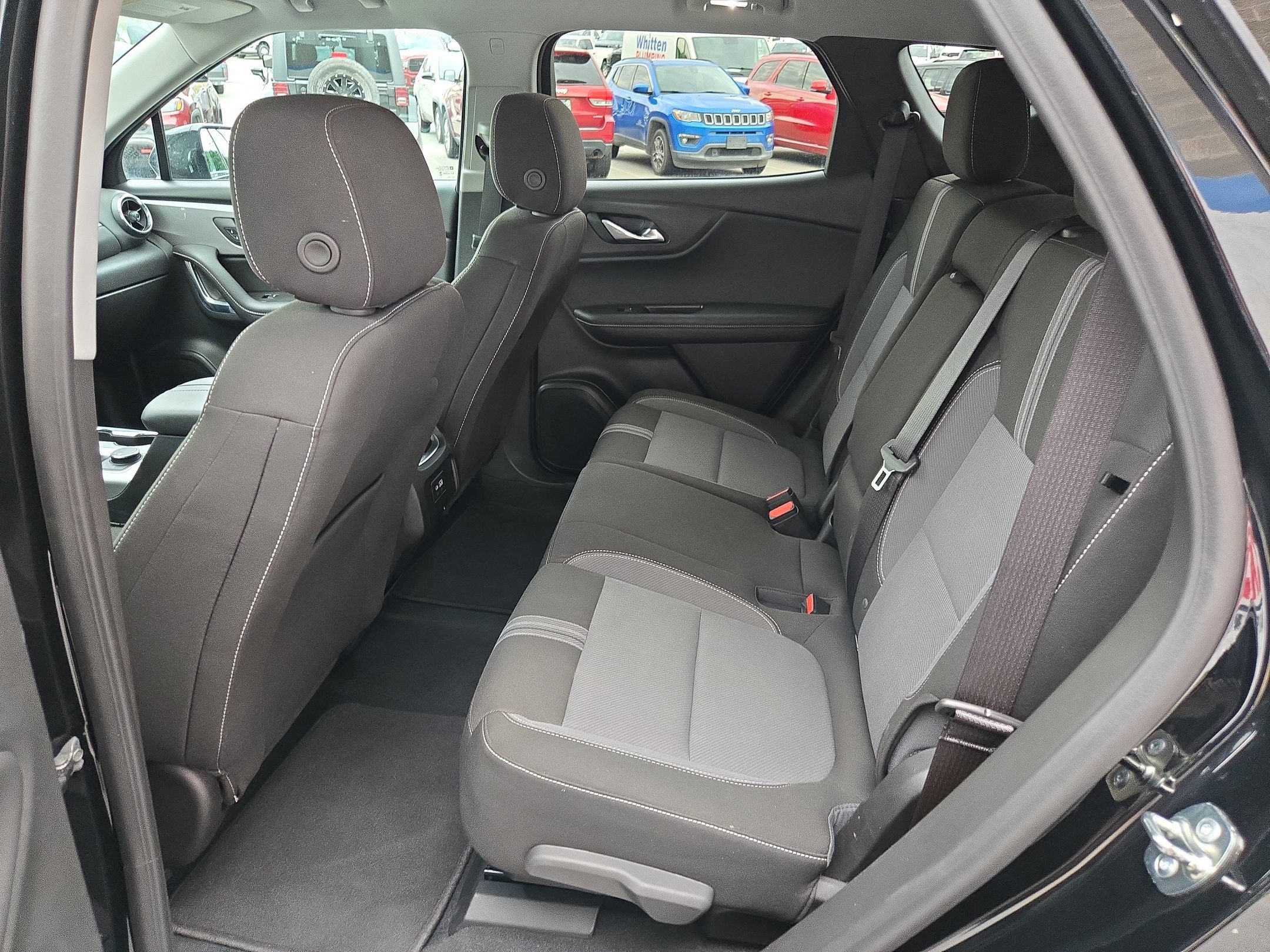 Used 2025 Chevrolet Blazer LT FWD image 36
