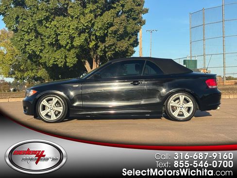 Used 2009 BMW 128i Convertible image 1
