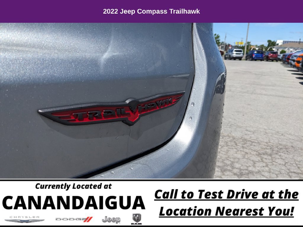 Used 2022 Jeep Compass Trailhawk w/ Trailhawk Convenience Group AWD/4WD image 17