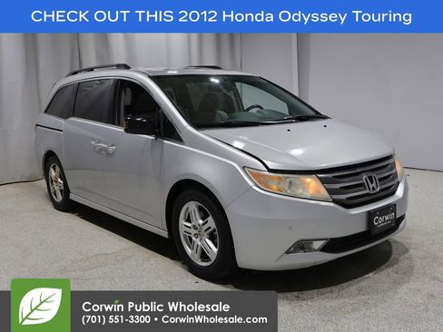 Used 2012 Honda Odyssey Touring image 1