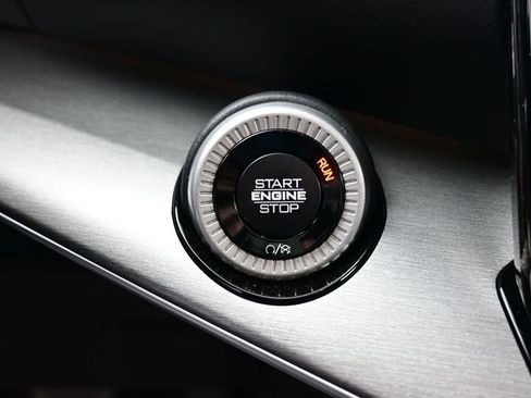 New 2026 Jeep Grand Wagoneer L Limited AWD/4WD image 19