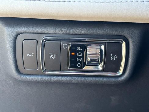 New 2026 Lincoln Aviator AWD image 20