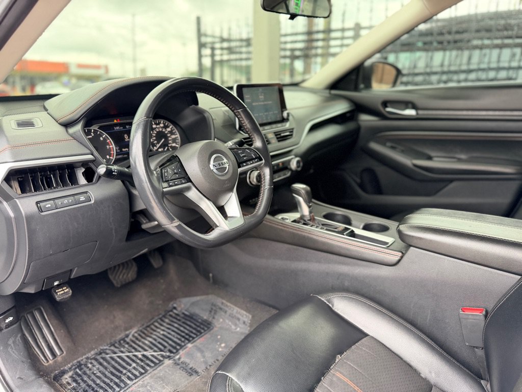 Used 2020 Nissan Altima 2.5 SR FWD image 15